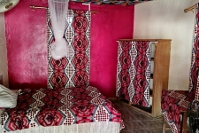 Chambre dans case traditionnelle